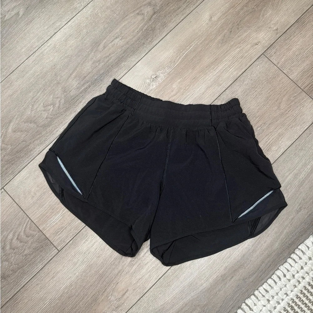 Lululemon Black Athletic Shorts Size 6 - Picture 1 of 2